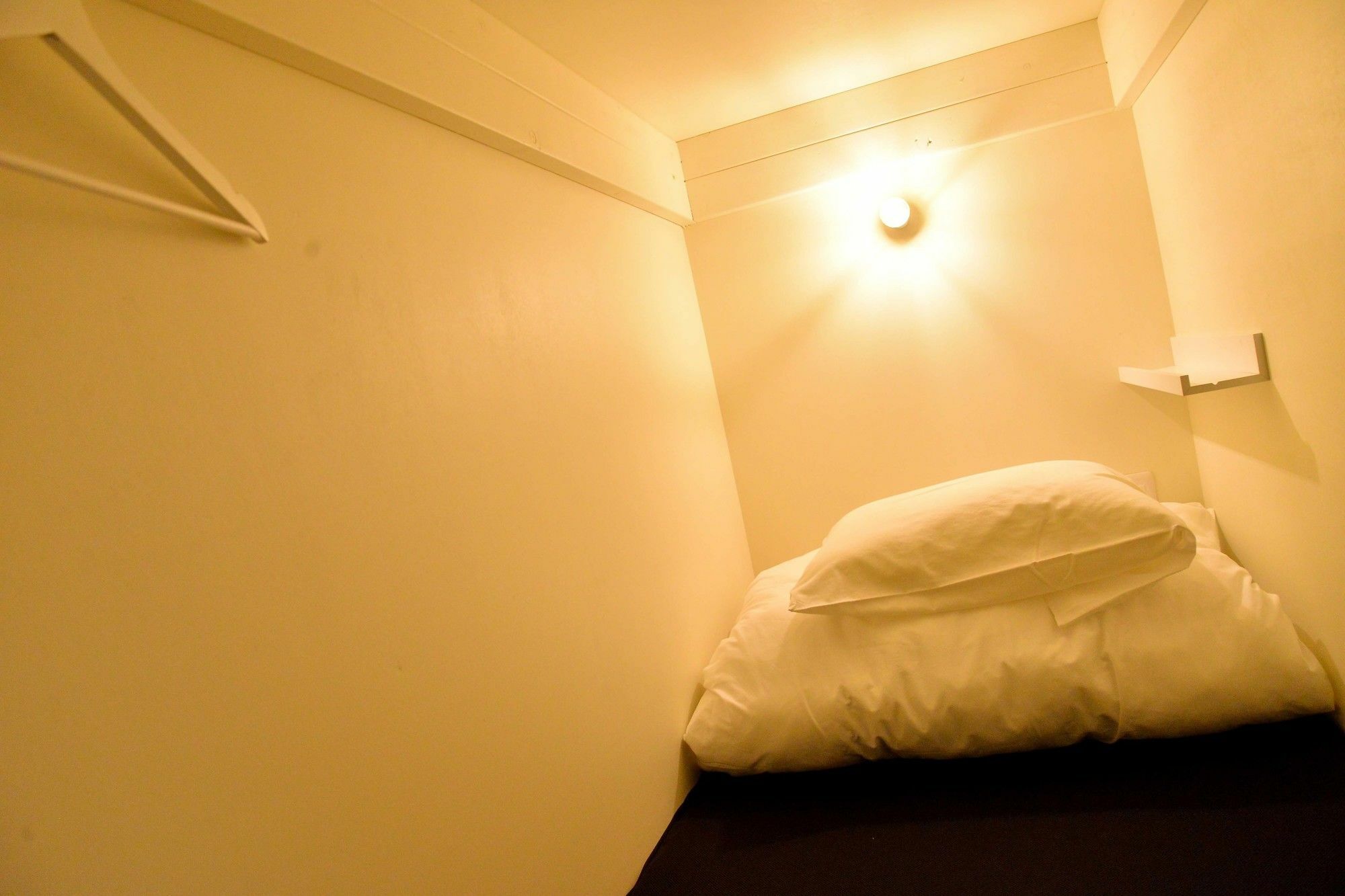 Almond Hostel & Cafe Shibuya Tokyo Ngoại thất bức ảnh