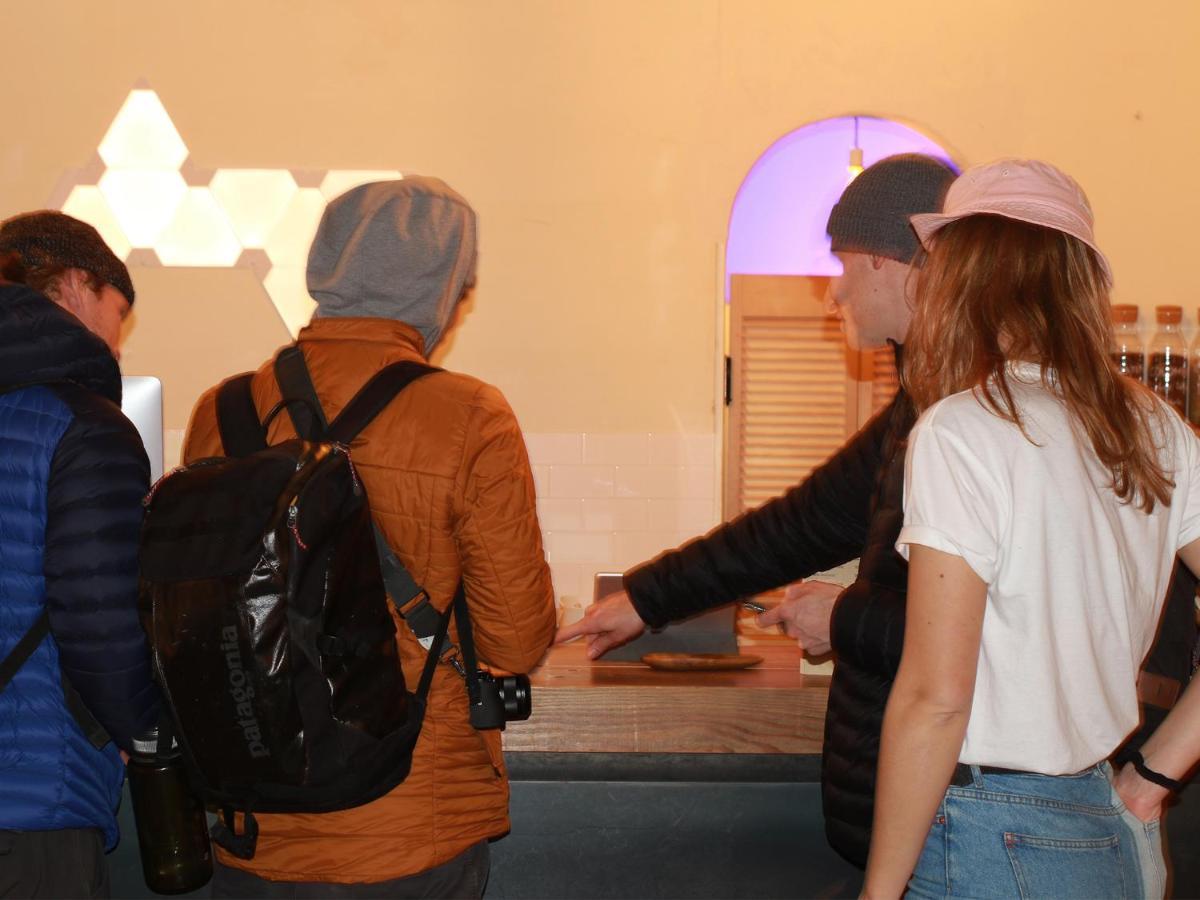 Almond Hostel & Cafe Shibuya Tokyo Ngoại thất bức ảnh
